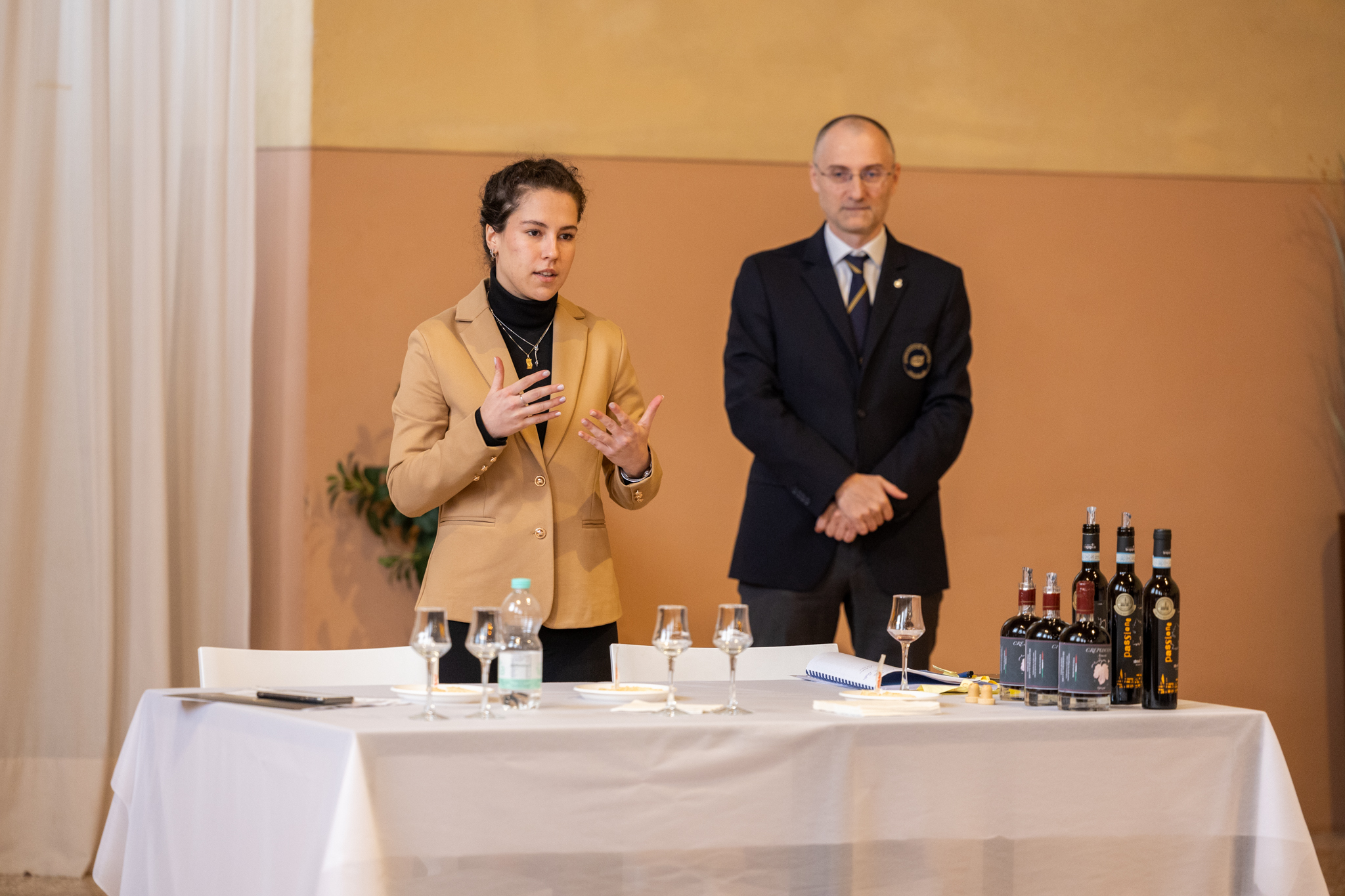 Relatrice durante la degustazione guidata vini passiti